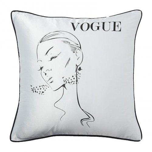 подушка с надписью vogue в Новокузнецке